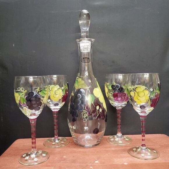 Vintage Home Essentials Hand Painted Grapes Glass Decanter and Wine Glass Set - Picture 3 of 12